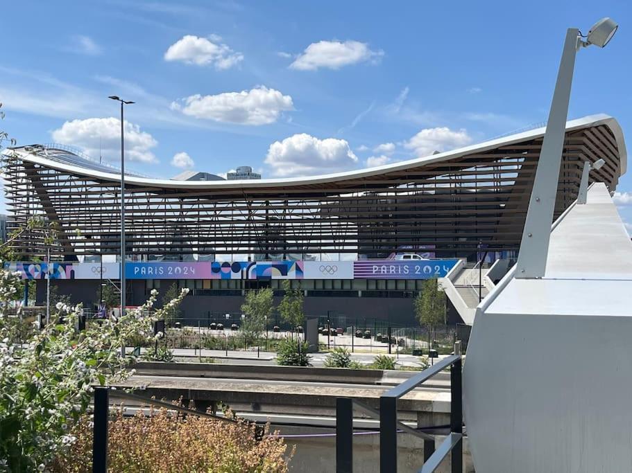 La Maison Rayofam, A 30 Min De Paris, A 5 Min Du Stade De France Saint-Denis  Eksteriør bilde