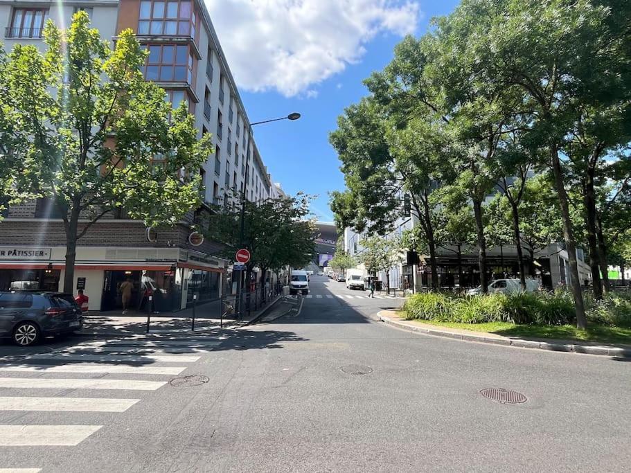 La Maison Rayofam, A 30 Min De Paris, A 5 Min Du Stade De France Saint-Denis  Eksteriør bilde